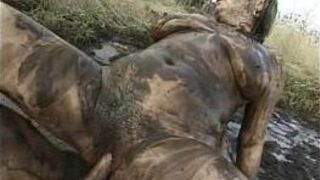 Dirty outdoor fuck - porn video