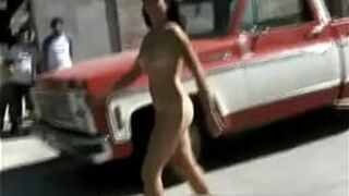 Latin gf slut posing - porn video